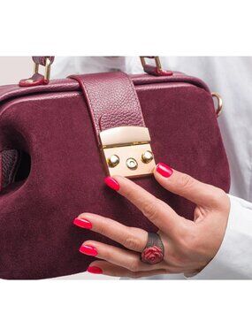 Tefia Ukraine Bugundy Leather Handbag Purse EUC